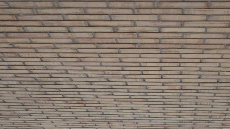 Rénover un plafond en briques plâtrières